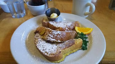 Julia's in Wallingford