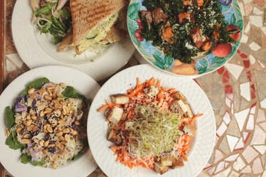 Chaco Canyon Organic Cafe — Restaurant Food And Dining Photo