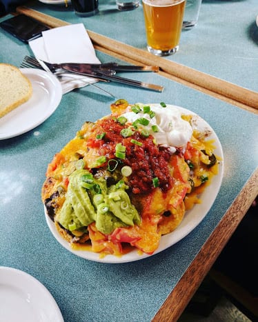 Fiddler's Inn Pub — Restaurant Food And Dining Photo
