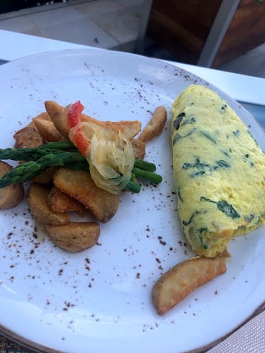 Breakfast By Mandarin Oriental — Restaurant Food And Dining Photo