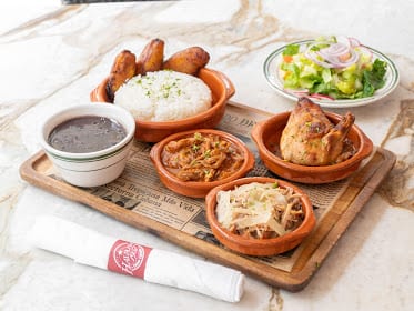 Havana 1957 Cuban Cuisine Espanola Way — Restaurant Food And Dining Photo