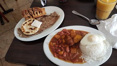 Sanpocho Restaurant — Restaurant Food And Dining Photo