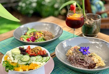 LASOCIAL — Restaurant Food And Dining Photo