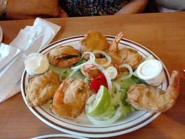 Caribe Cafe Restaurant — Restaurant Food And Dining Photo