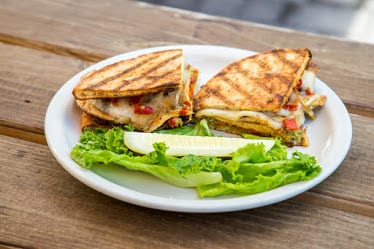 Toasted Bagelry & Deli
