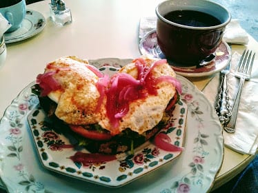 Cream Parlor — Restaurant Food And Dining Photo