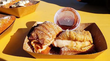 Dusty Biscuit Beignets — Restaurant Food And Dining Photo