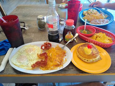 Okoli Cafe