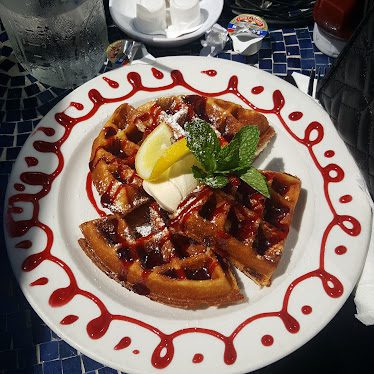 Lazy Hippo — Restaurant Food And Dining Photo