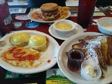 Cozy Corner Cafe — Restaurant Food And Dining Photo
