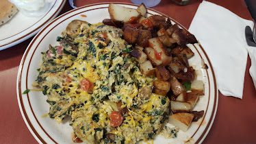 Serrano's Cafe