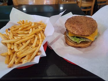 Firestone Grill — Restaurant Food And Dining Photo