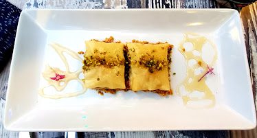 Le Casa Bistro
