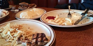 Evergreen Inn & Pub — Restaurant Food And Dining Photo