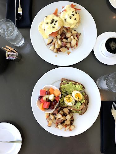 Cafe Modern — Restaurant Food And Dining Photo