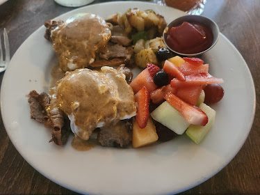 Bonnie Ruth's