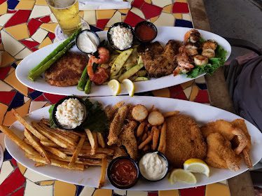 The Purple Frog - Restaurant & Cantina