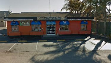 Roger's Cafe — Restaurant Food And Dining Photo