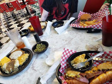 Bubby's Diner — Restaurant Food And Dining Photo