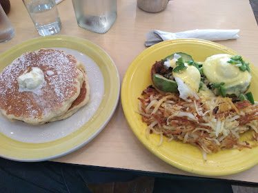 Mornings Breakfast & Brunch