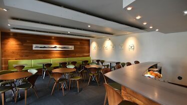 Modern Bar and Restaurant
