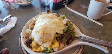 Four Seasons Diner — Restaurant Food And Dining Photo