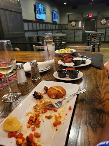 Binkley's KItchen and Bar — Restaurant Food And Dining Photo