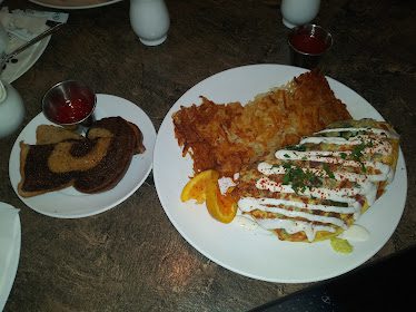 Safari Room Fresh Grill and Bar — Restaurant Food And Dining Photo