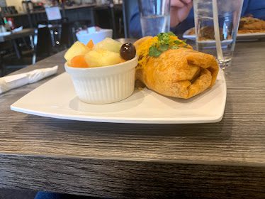 Manny's Place — Restaurant Food And Dining Photo
