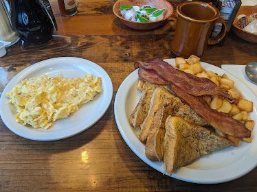 Park Inn — Restaurant Food And Dining Photo