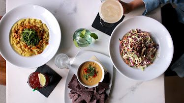 RÜT Bar & Kitchen — Restaurant Food And Dining Photo