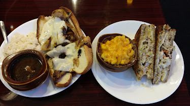 Tail-Gators Brews & Grill — Restaurant Food And Dining Photo