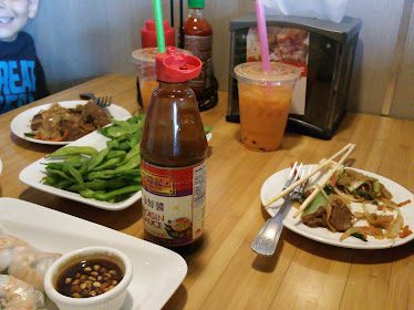 Sierra Noodle House — Restaurant Food And Dining Photo