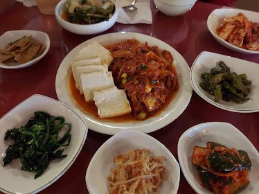 International Buffet Restaurant (IBR) — Restaurant Food And Dining Photo