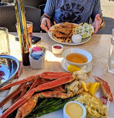 Elliott's Oyster House — Restaurant Food And Dining Photo