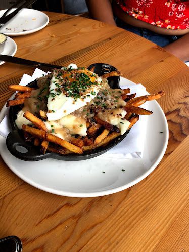 Lincoln Tavern & Restaurant — Restaurant Food And Dining Photo