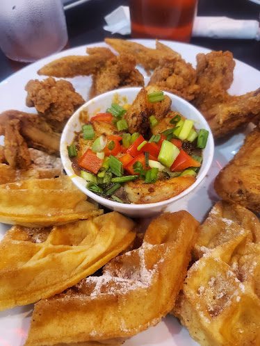 Uptown's Chicken and Waffles — Restaurant Food And Dining Photo