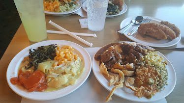 Fuller's Old Fashion BBQ — Restaurant Food And Dining Photo