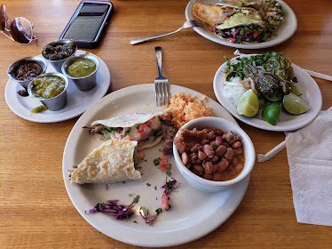 Chih'ua Restaurant & Bar — Restaurant Food And Dining Photo