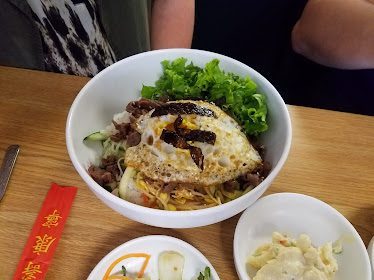 Yummy Express — Restaurant Food And Dining Photo