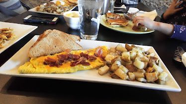 Magpie — Restaurant Food And Dining Photo