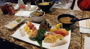 Maki Plus — Restaurant Food And Dining Photo