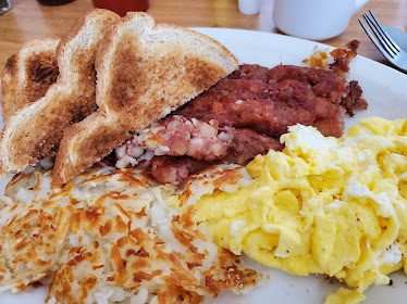 Geno's Diner — Restaurant Food And Dining Photo