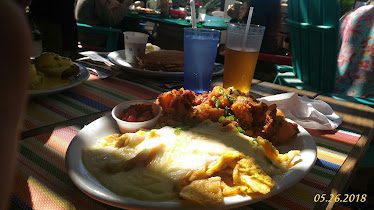 Mrs. Olson's Coffee Hut — Restaurant Food And Dining Photo