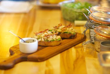 Settebello Pizzeria Napoletana — Restaurant Food And Dining Photo