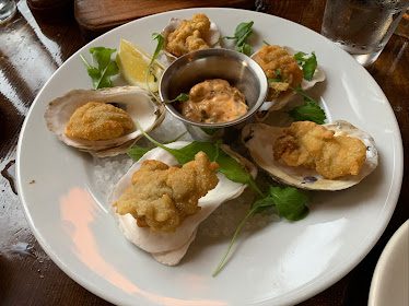 Chez Fonfon — Restaurant Food And Dining Photo