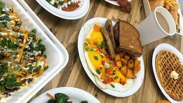 YOURWAY Breakfast + Lunch