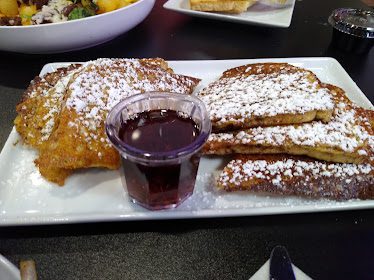 Black & Blue Diner — Restaurant Food And Dining Photo