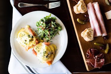 Ohlala French Bistro