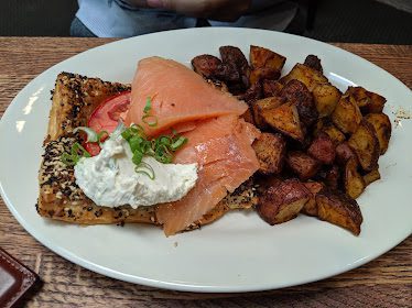 Brown Hound Downtown — Restaurant Food And Dining Photo